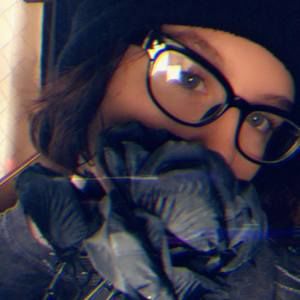 Meet your Posher, Kay